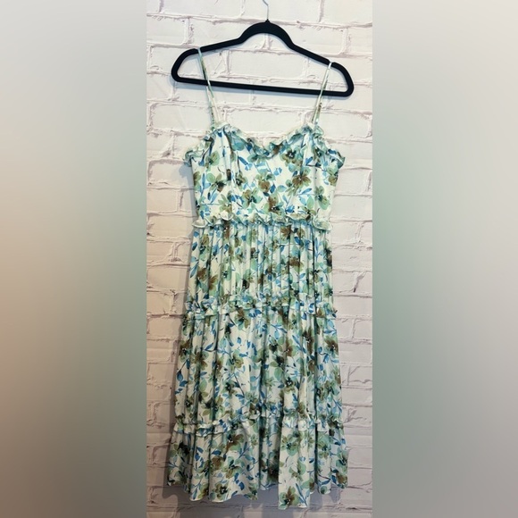 Badgley Mischka Blue Floral Ruffle Trim Dress
Size 8 - Picture 4 of 9